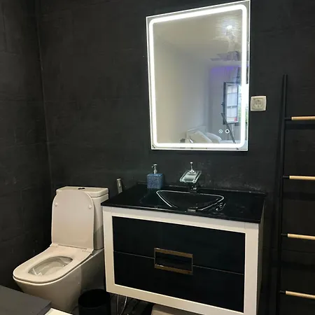 Compartilhado Sendo E Jacuzzi Privada Apartamento *